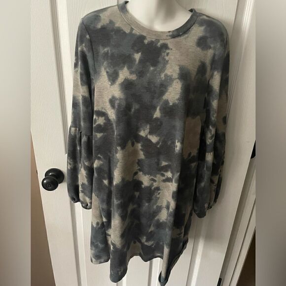 Lily Rose camouflage/ tie dye dress - Picture 1 of 5